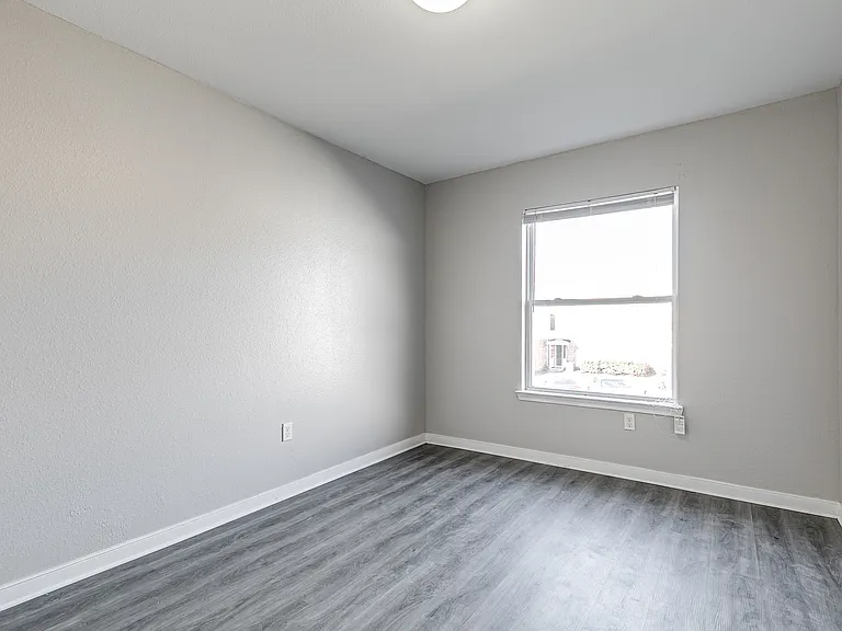 3528 E Richmond Rd #15 — Photo 13