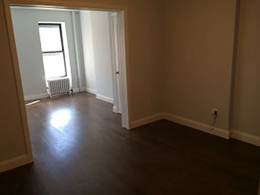 Rented by Eric Goodman Realty Corp | media 9