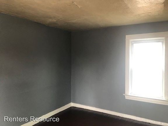 5th image of 4022 Nebraska Ave 4022 Nebraska Ave