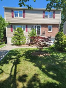 323 Hussey Rd, Mount Vernon, NY, 10552