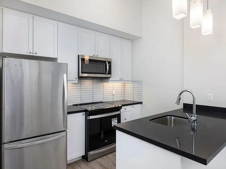 1465 Lawrence Ave W — Photo 1