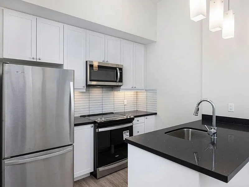 1465 Lawrence Ave W