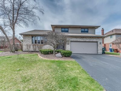 839 Belot Ln, New Lenox, IL, 60451