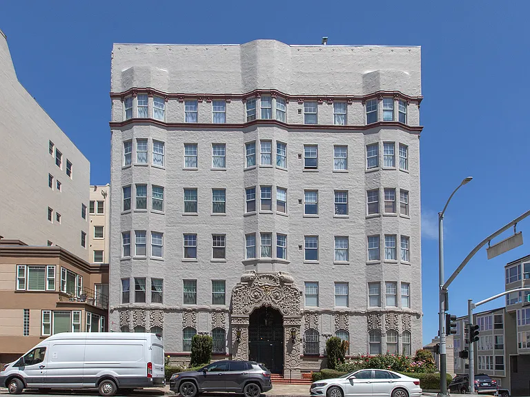 1700 Broadway Street — Photo 40