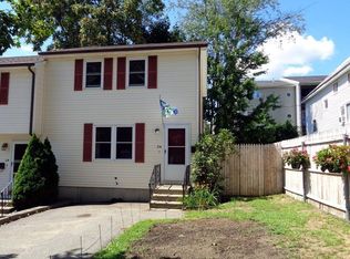 31A Grammont Rd, Worcester, MA 01607
