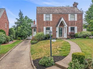 12 National Dr, Pittsburgh, PA 15236