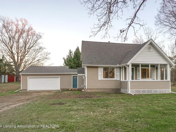119 S Waverly Rd, Eaton Rapids, MI 48827