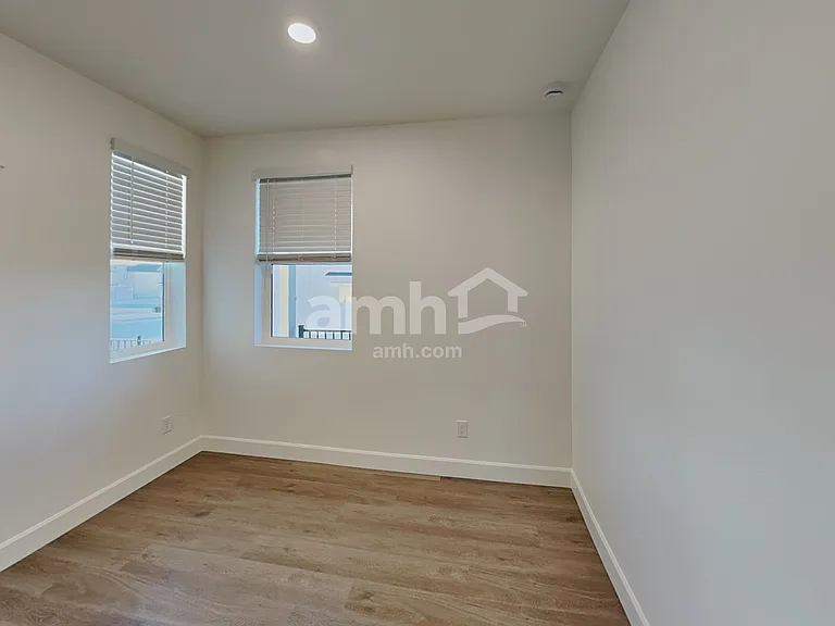 10026 Atchinson Ct — Photo 17