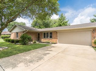 1350 Colonial Ln, Danville, IN 46122
