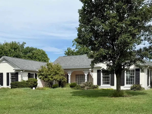 2310 Washington Blvd, Huntington, WV 25705