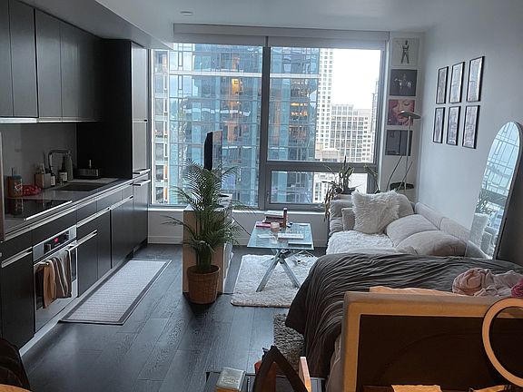 5th image of 1808 Minor Ave #2504