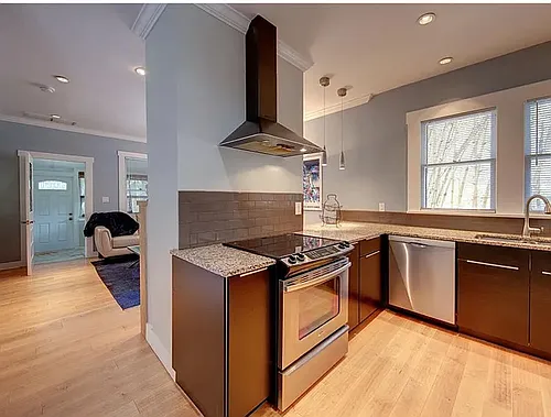 403 N Osprey Ave Photo 1