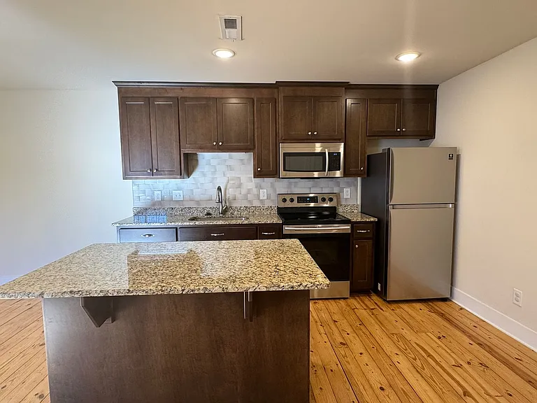106 N Main St #2 — Photo 5