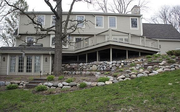 2nd image of N61W29831 Stoney Hill Ct
