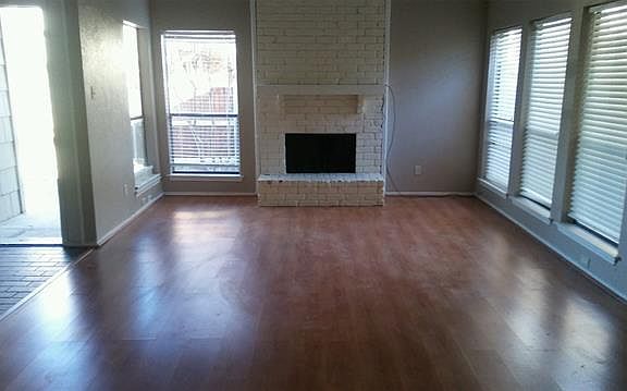 2nd image of 2200 Jackson Cir