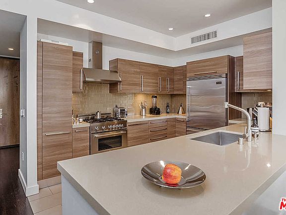 2nd image of 855 N Croft Ave APT 308