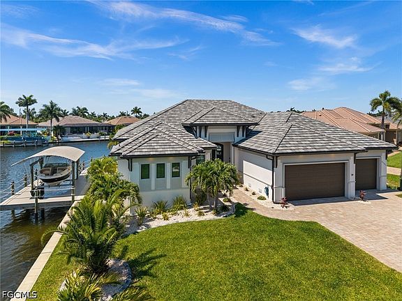 3rd image of 5201 Skylark Ct