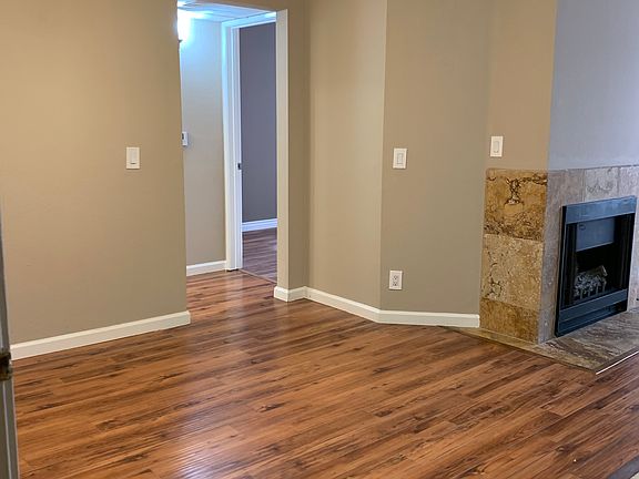 5th image of 11270 Otsego St #108