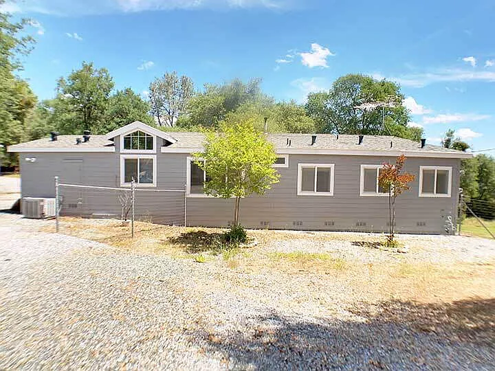 6303 Windlestraw Rd — Photo 20