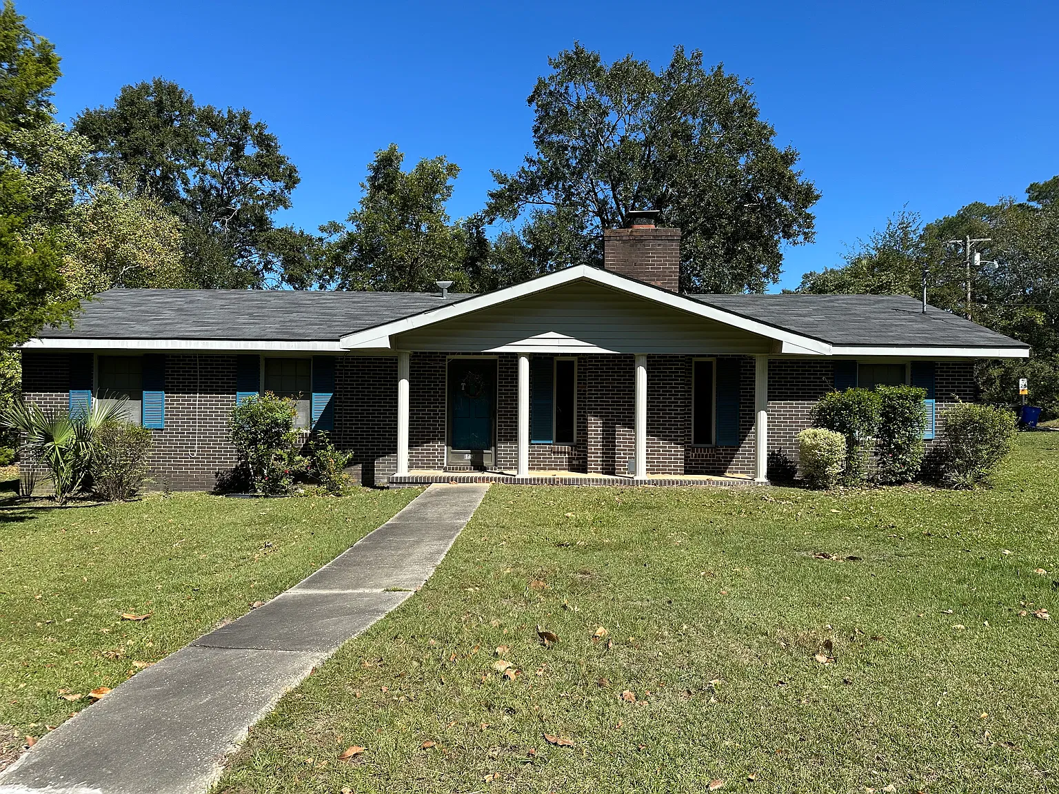 3 bed, 1593 sqft, $1,250 — Photo 1
