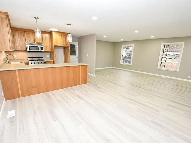 18235 Chipstead Dr — Photo 3