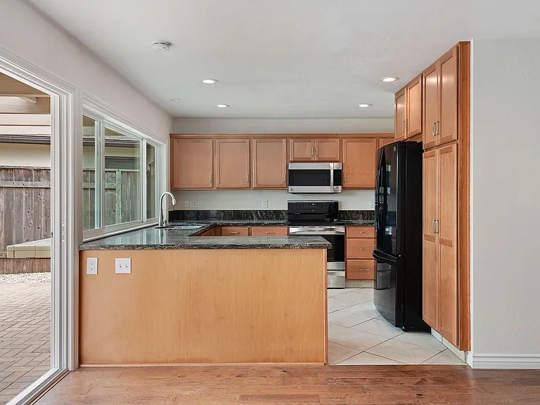 507 Mills Way — Photo 6