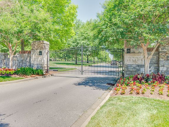 4th image of 317 Pennystone Cir