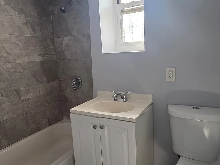 202 Brookdale Ave #2 — Photo 3