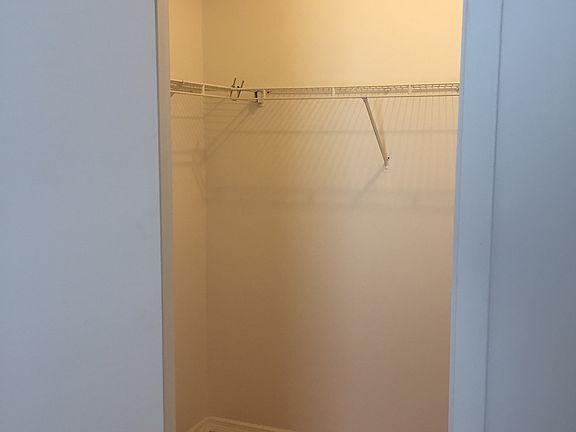 4th image of 1073 Dekalb Ave #2
