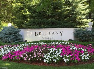 8501 Brittany Dr, Wayne, NJ 07470
