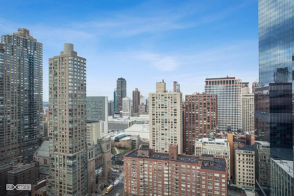 Rented by Citi Habitats | media 18