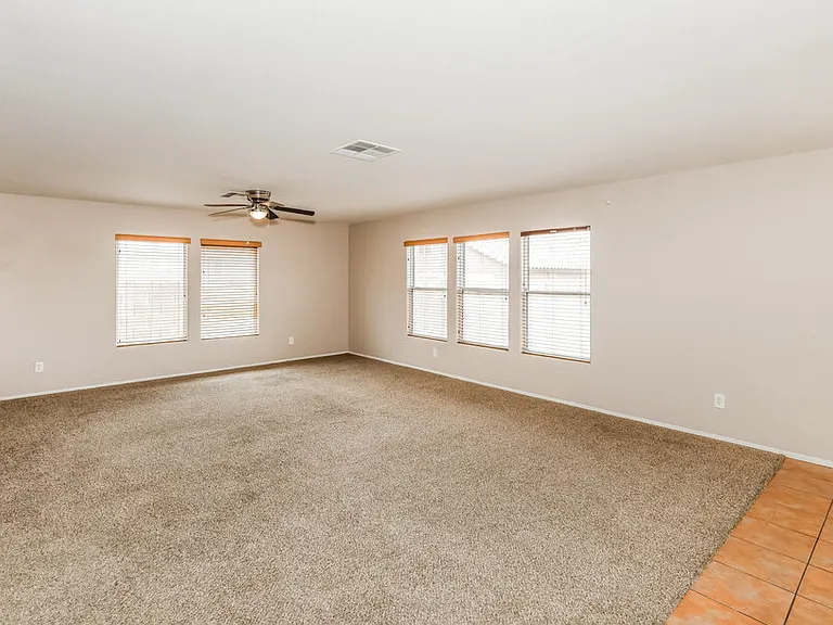 3433 Palatine Hills Ave — Photo 4