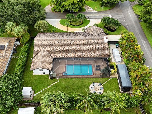 4th image of 7400 SW 144th Ter