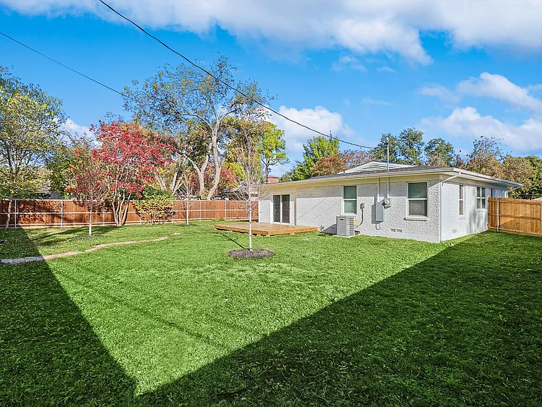 6912 Clemson Dr — Photo 40