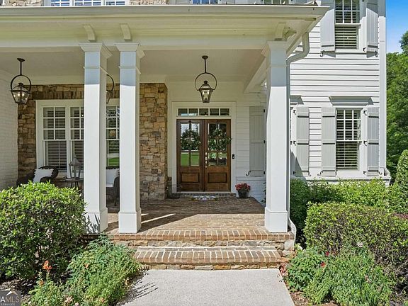 2nd image of 4540 Hawthorne Ct