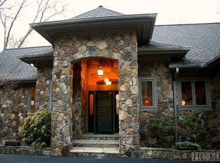 21 Old Still Rd, Sapphire, NC 28774