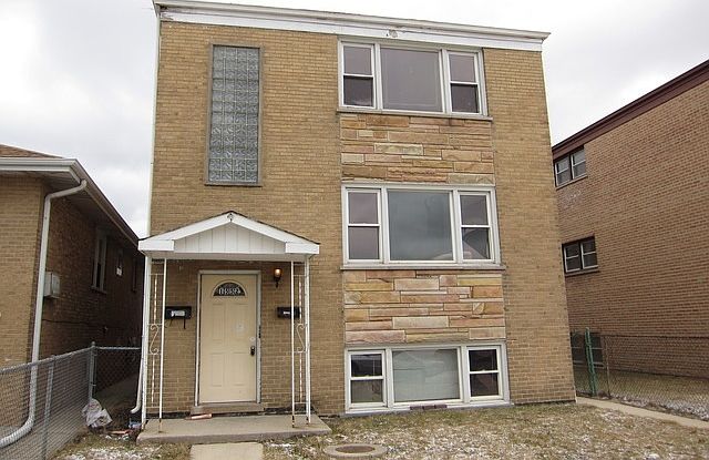 1st image of 1552 N 43rd Ave #1
