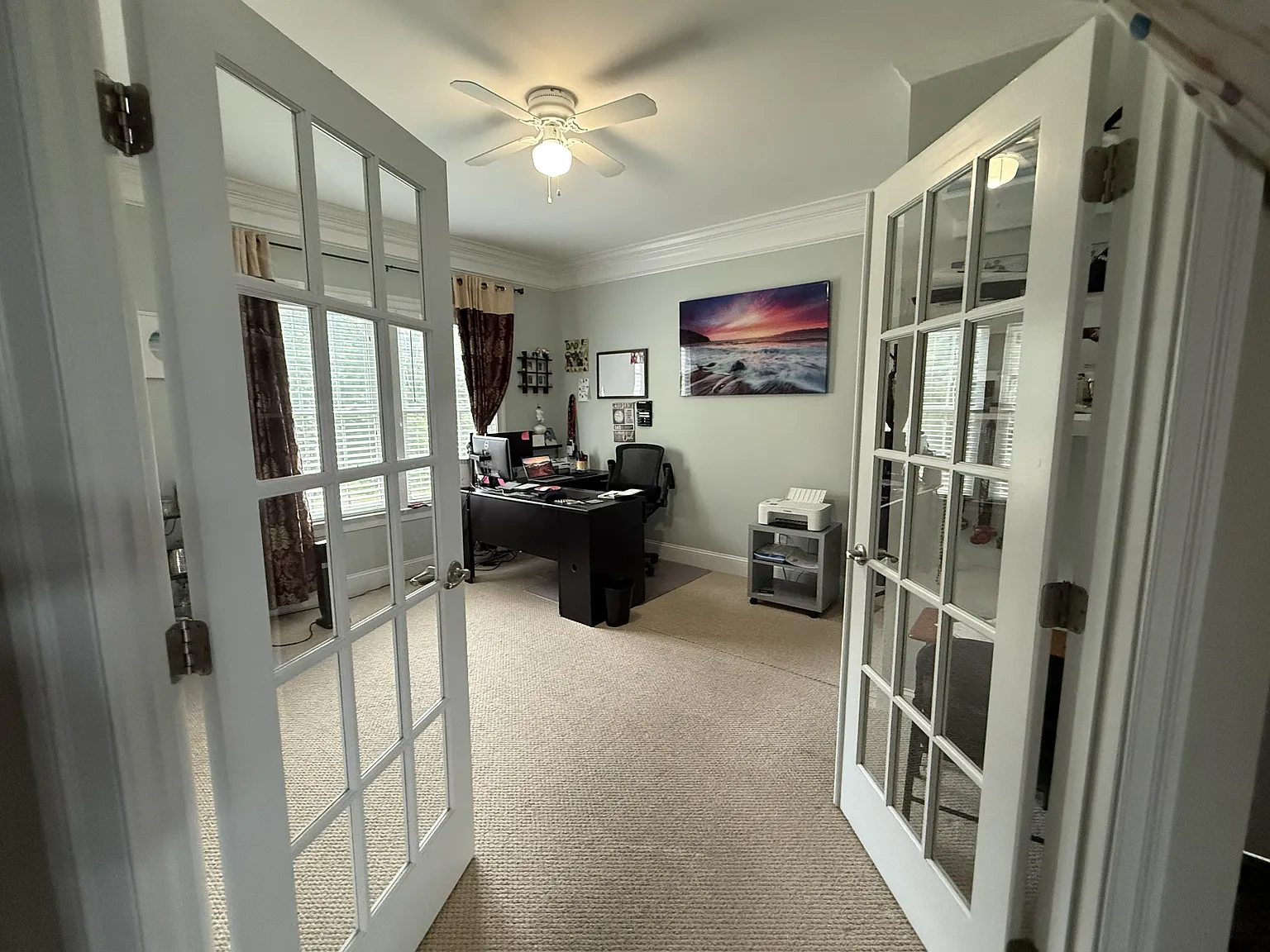 5 bed, 3850 sqft, $4,799 — Photo 3