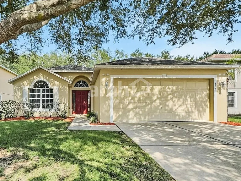 312 Azores Pl — Photo 1