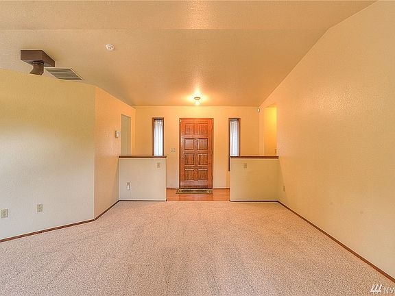 4th image of 7939 Mountain Aire Loop SE