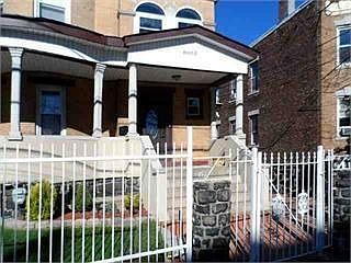 2nd image of 8603 Kennedy Blvd