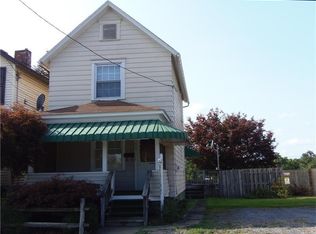 2229 Adams St, Natrona Heights, PA 15065