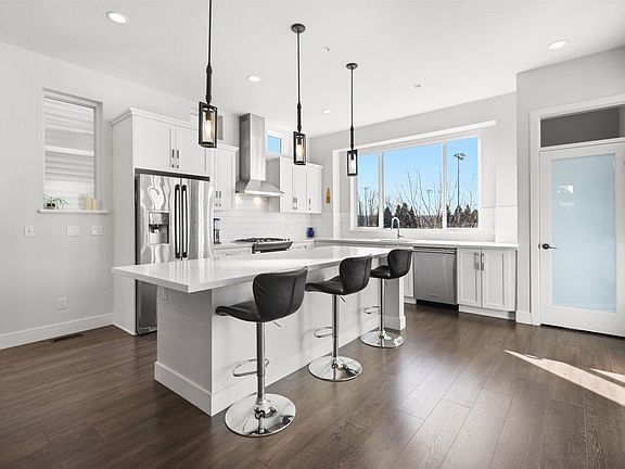 3rd image of 10279 238a St