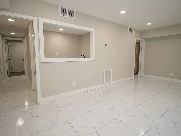 1840 Hampton Street — Photo 26