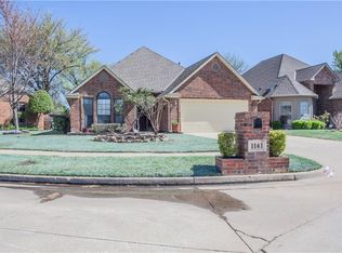 1141 Pinehurst Dr, Norman, OK 73072