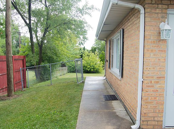 3rd image of 16131 88th Ave