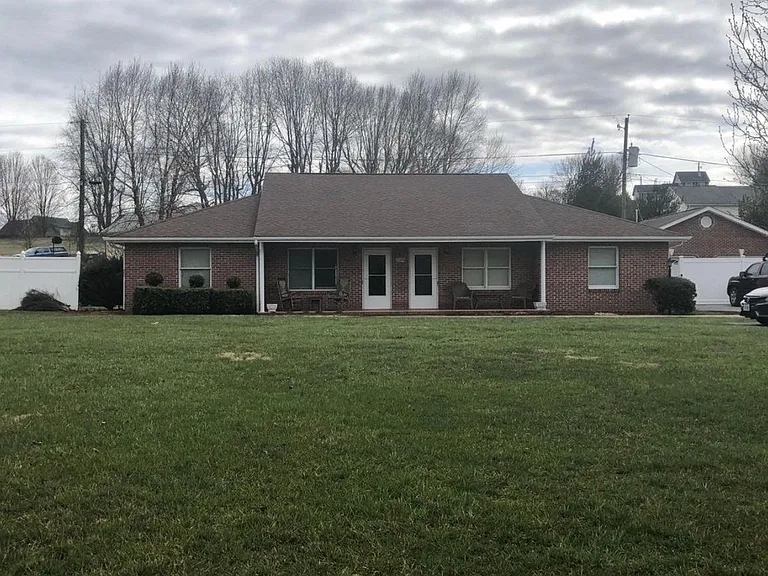 33366 Hillman Hwy #B — Photo 3