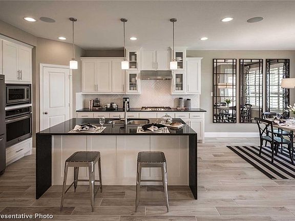 4th image of 3612 Boston Cir