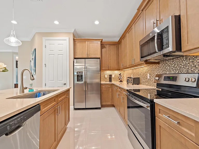 17132 SW Ambrose Way — Photo 18
