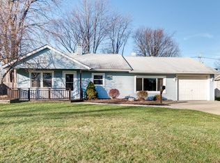 4872 Forest Rd, Mentor, OH 44060